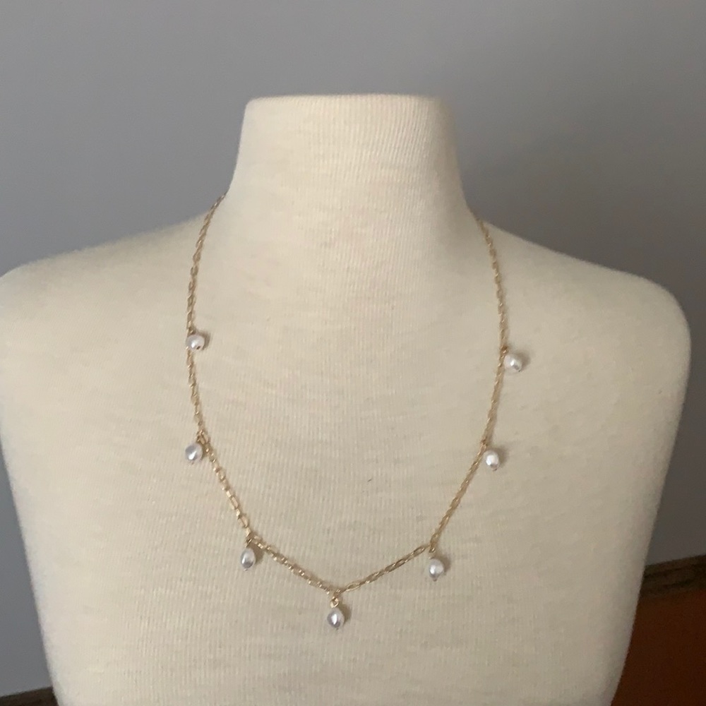 Banana republic necklace